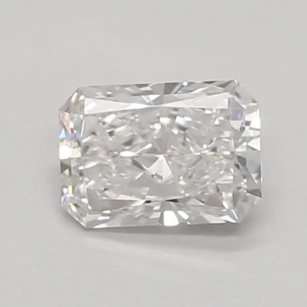 0.58ct E VVS2 Radiant (IGI)