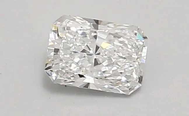 0.58ct D VVS2 Radiant (IGI)