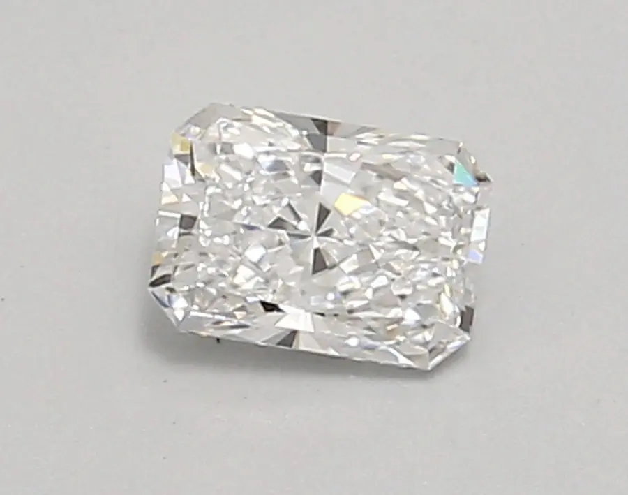 0.58ct D VVS2 Radiant (IGI)