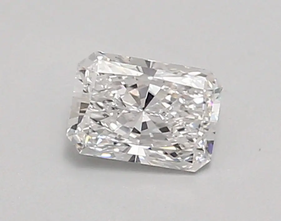 0.58ct D VS2 Radiant (IGI)