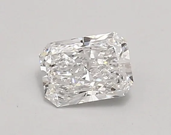 0.57ct D VVS2 Radiant (IGI)