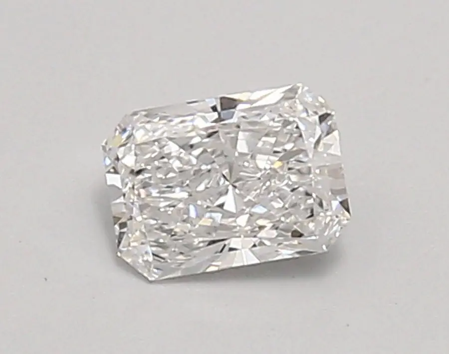 0.57ct D VVS2 Radiant (IGI)