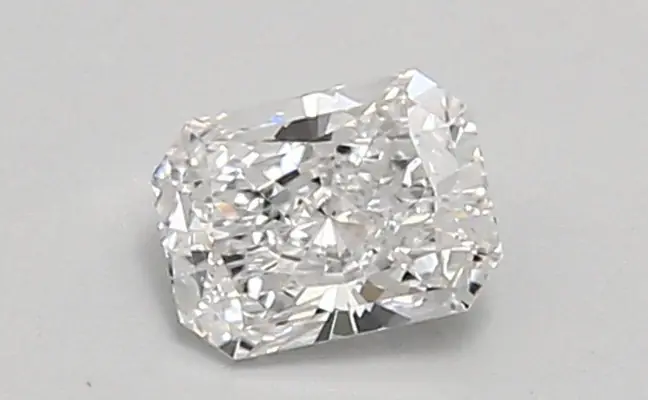 0.56ct D VVS2 Radiant (IGI)