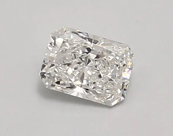 0.56ct E VVS1 Radiant (IGI)