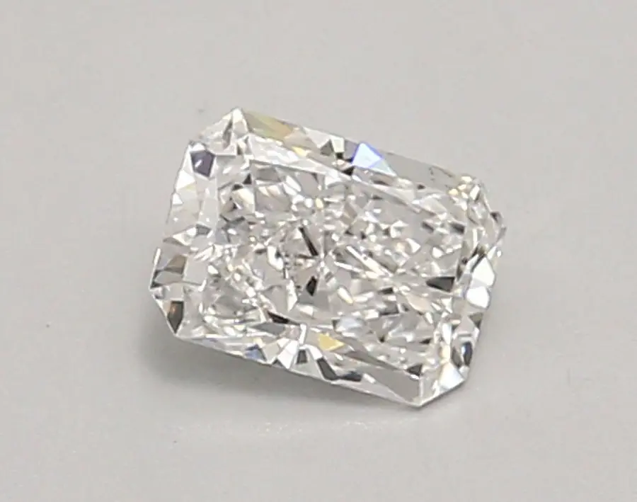 0.56ct D VS2 Radiant (IGI)