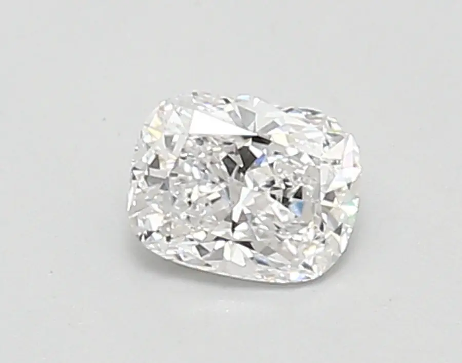 0.55ct D VVS2 Cushion (IGI)