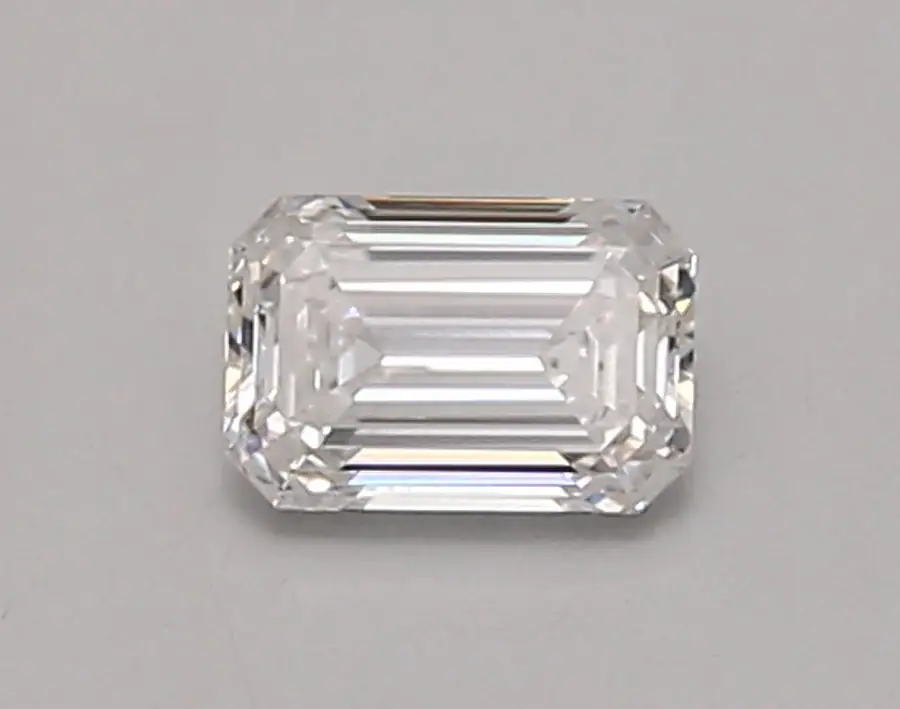 0.55ct E VVS2 Emerald (IGI)