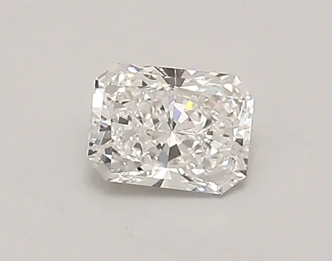 0.54ct D VVS2 Radiant (IGI)