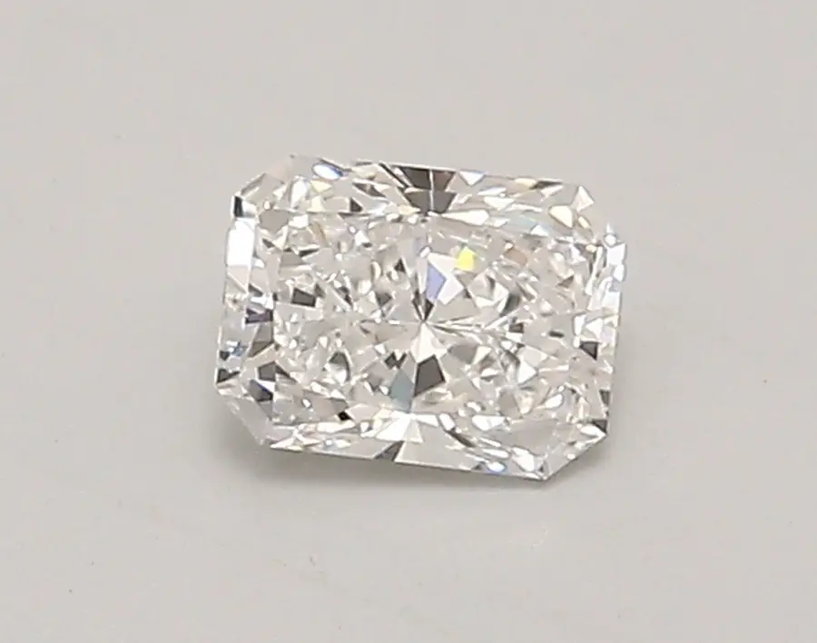 0.54ct D VVS2 Radiant (IGI)