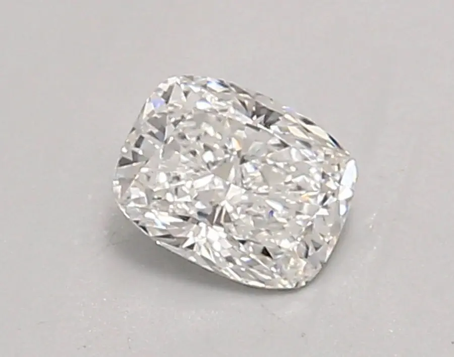 0.54ct D VVS1 Cushion (IGI)