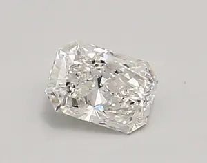 0.53ct E VVS2 Radiant (IGI)