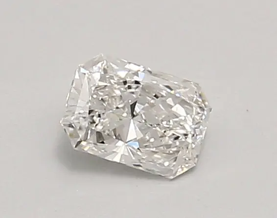 0.53ct E VVS2 Radiant (IGI)