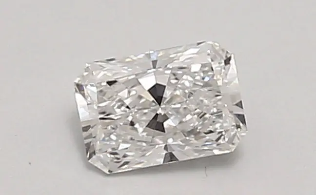 0.53ct D VVS2 Radiant (IGI)