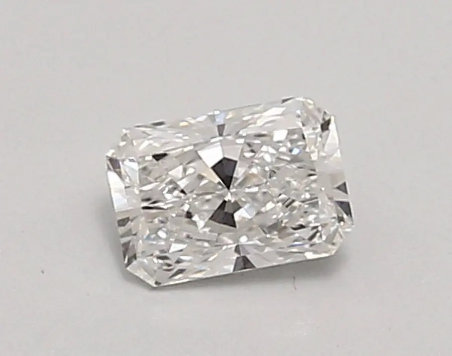 0.53ct D VVS2 Radiant (IGI)