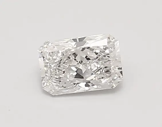 0.52ct E VVS2 Radiant (IGI)