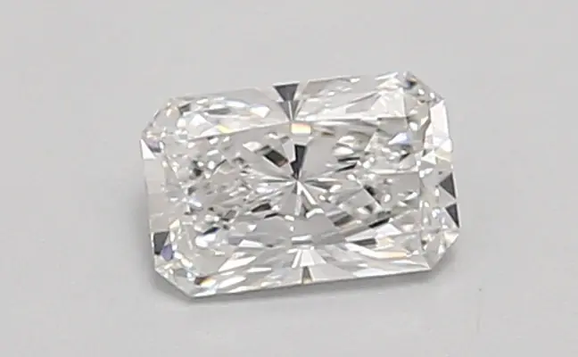 0.52ct E VVS2 Radiant (IGI)