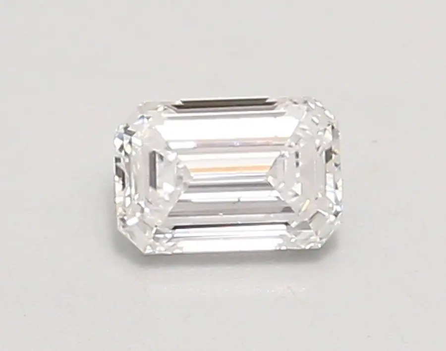 0.52ct D SI1 Emerald (IGI)