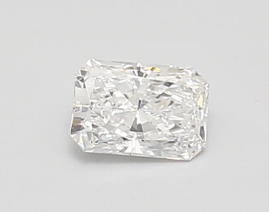 0.51ct D VVS1 Radiant (IGI)