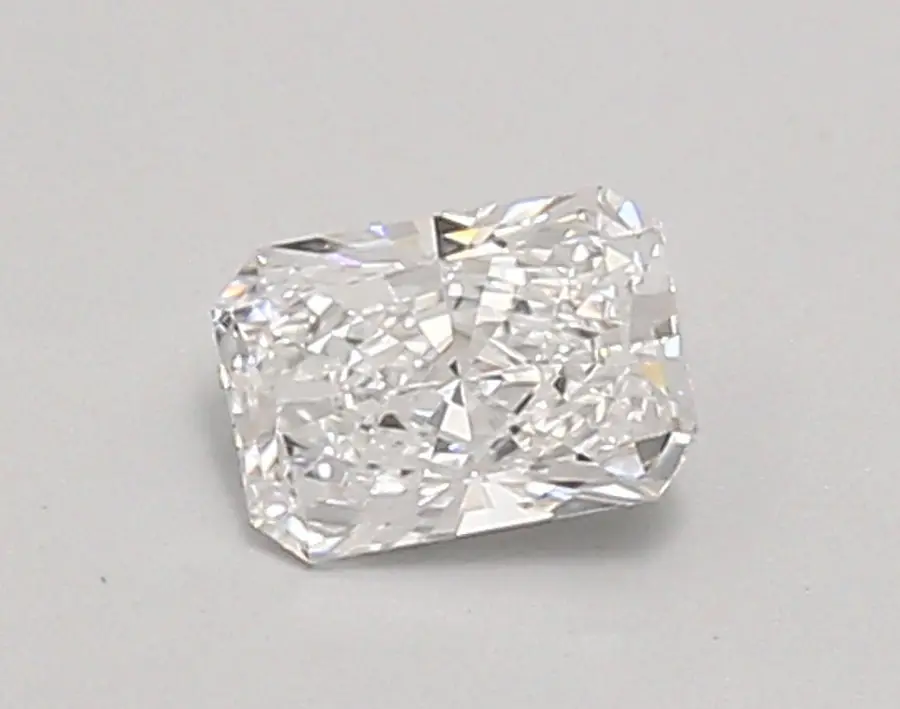 0.51ct D VVS1 Radiant (IGI)