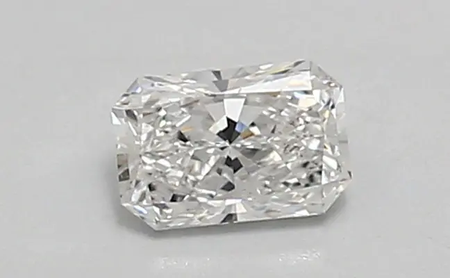 0.49ct E VVS1 Radiant (IGI)