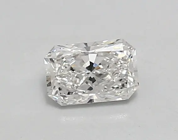 0.49ct E VVS1 Radiant (IGI)