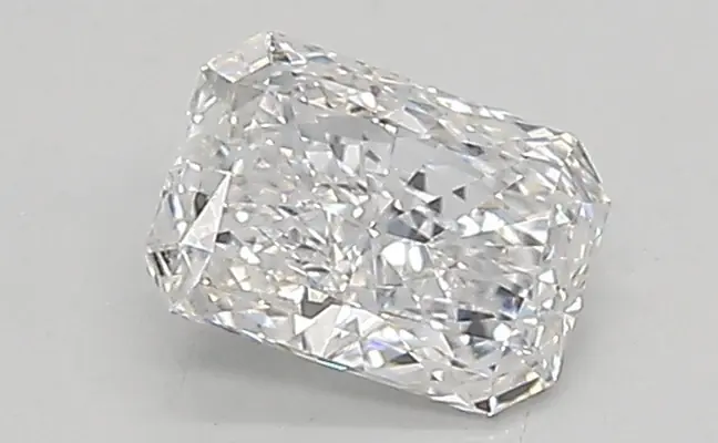0.48ct E VVS2 Radiant (IGI)
