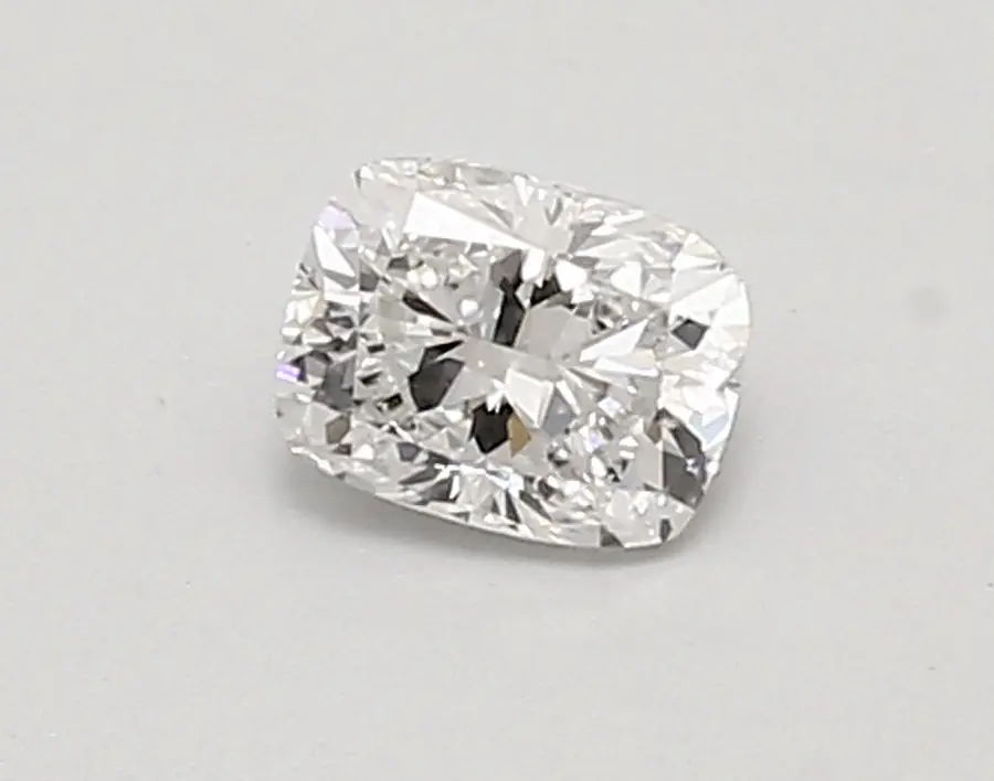 0.48ct E VVS2 Cushion (IGI)
