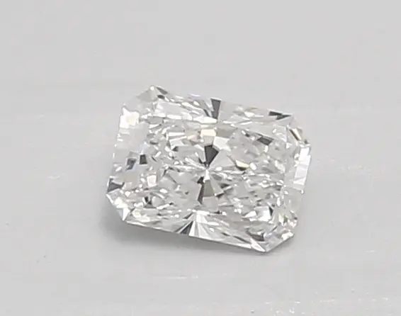 0.47ct E VVS2 Radiant (IGI)
