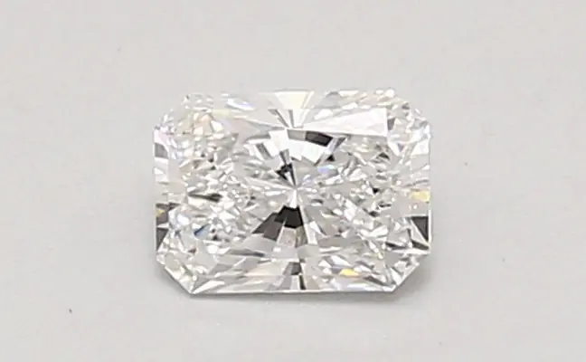 0.47ct D VVS2 Radiant (IGI)