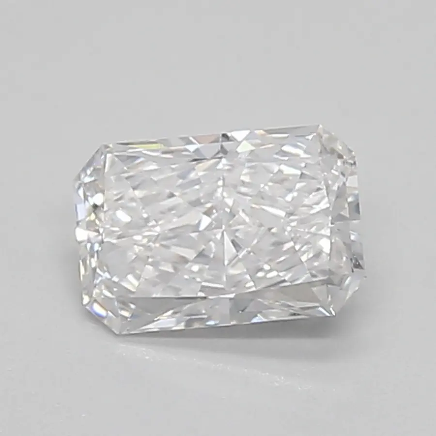 0.47ct D VVS2 Radiant (IGI)
