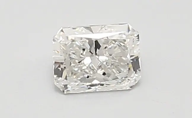 0.46ct E VVS2 Radiant (IGI)