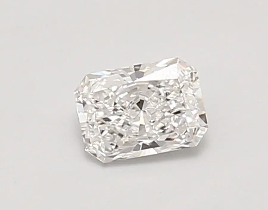 0.46ct D VVS1 Radiant (IGI)