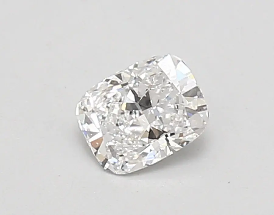 0.46ct D VVS2 Cushion (IGI)