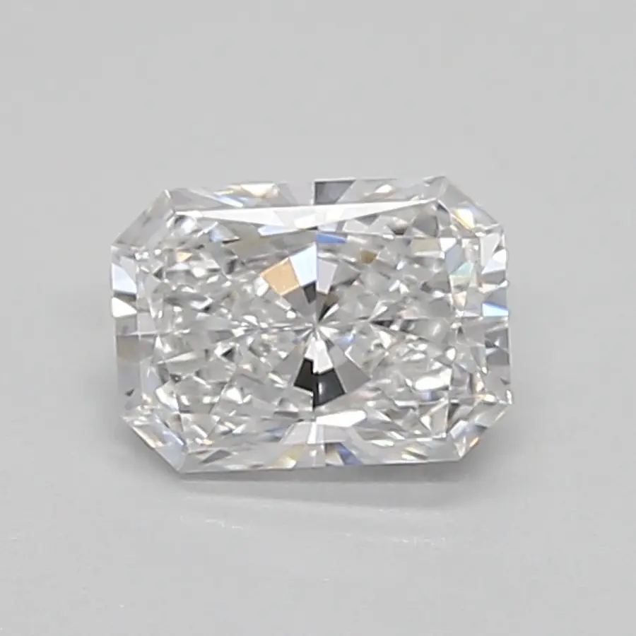 0.46ct E VVS1 Radiant (IGI)
