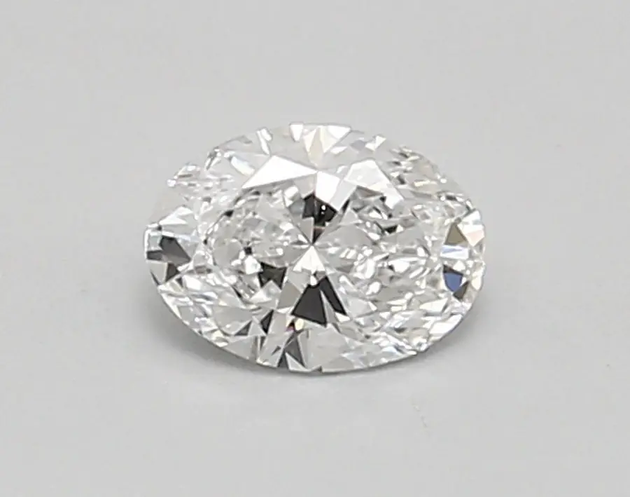 0.45ct D VVS2 Oval (IGI)