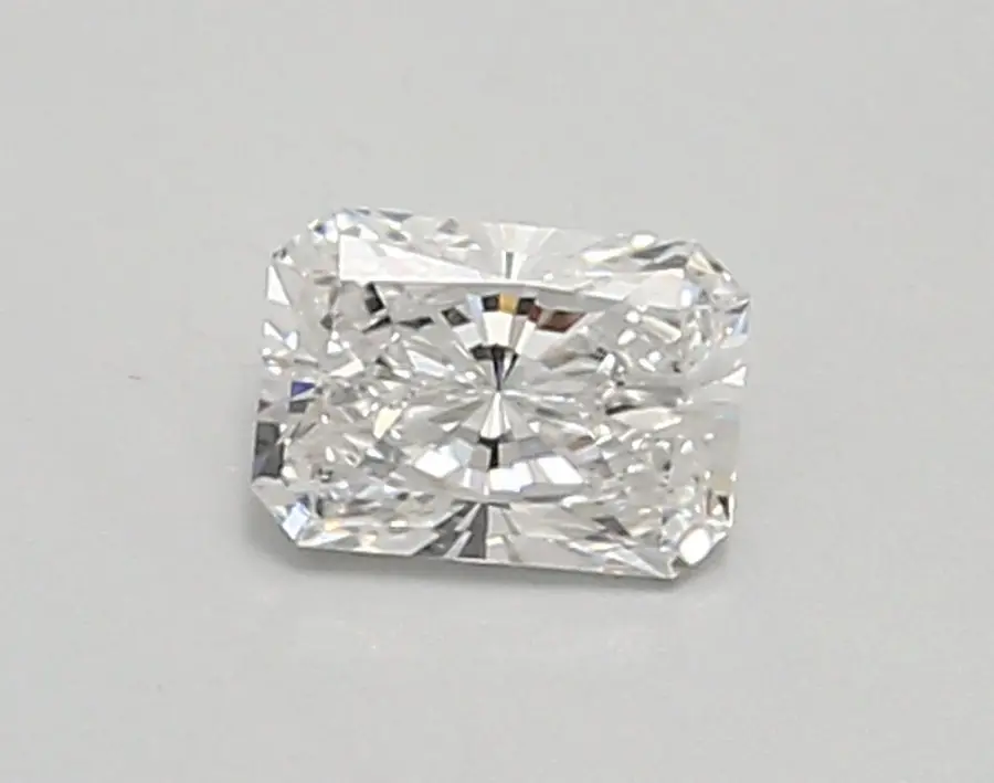 0.45ct D VS2 Radiant (IGI)