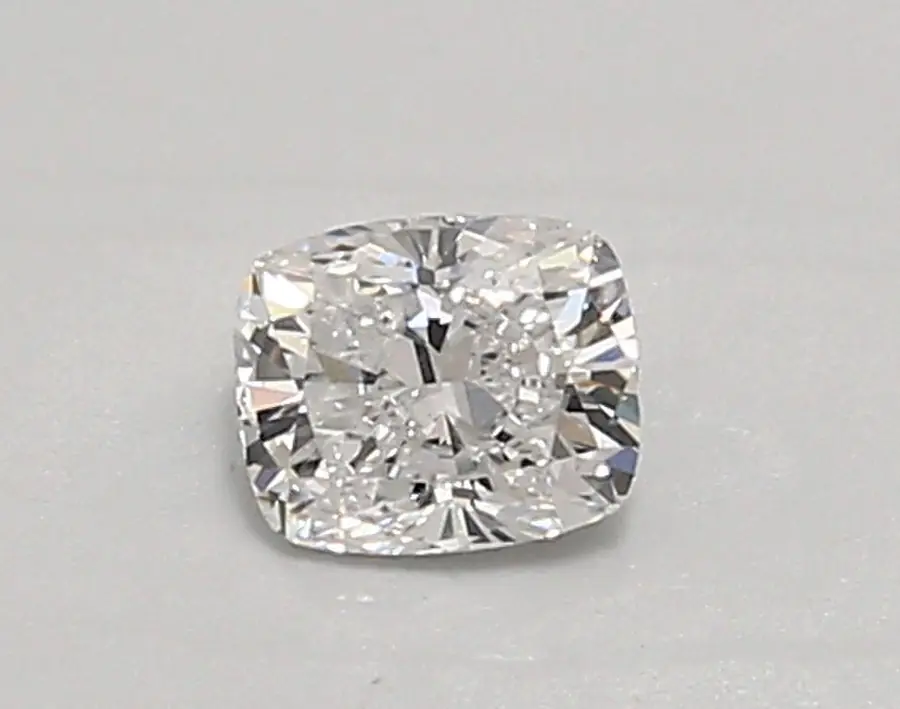 0.45ct D VVS2 Cushion (IGI)
