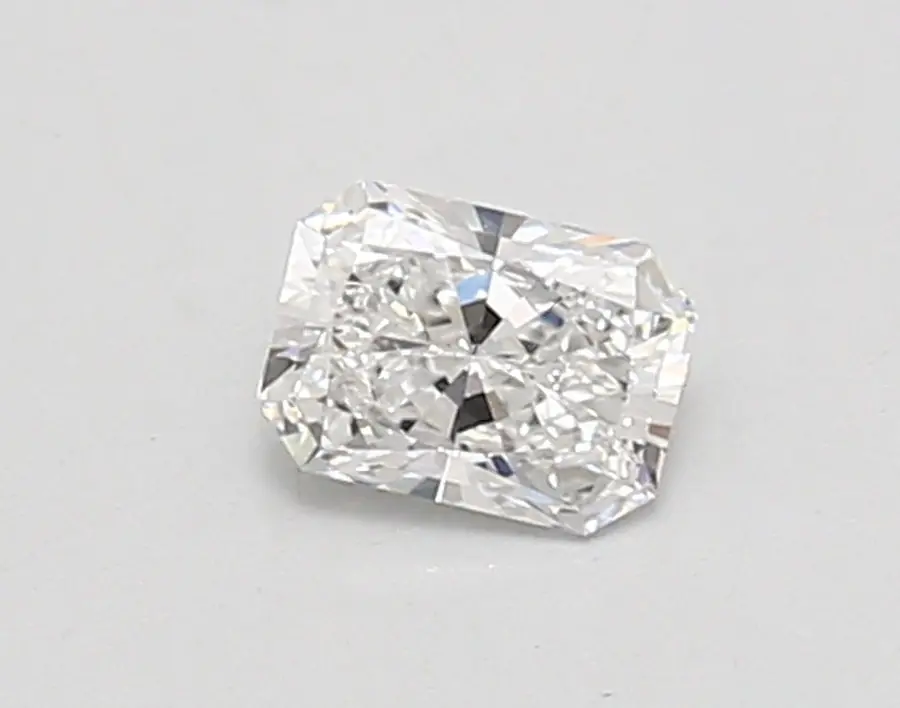 0.44ct D VS1 Radiant (IGI)
