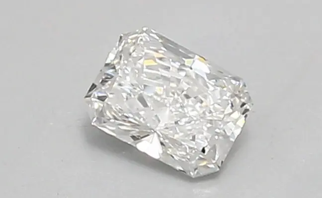 0.44ct D VVS2 Radiant (IGI)
