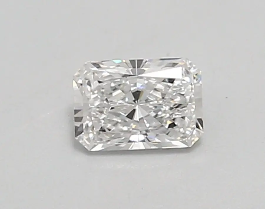 0.44ct D VVS1 Radiant (IGI)