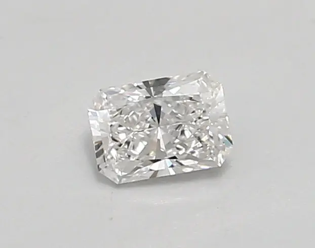 0.44ct D VVS2 Radiant (IGI)