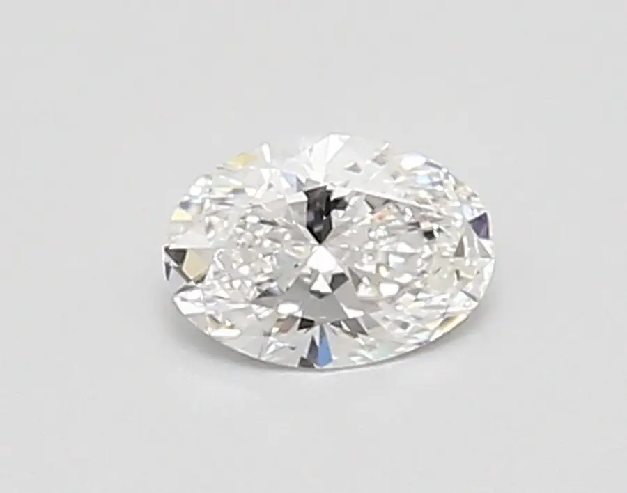 0.43ct E VVS2 Oval (IGI)