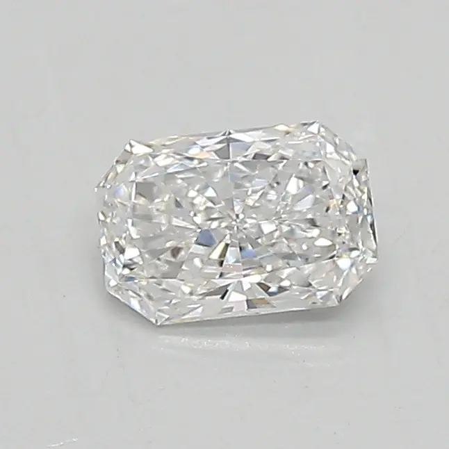0.43ct E VVS2 Radiant (IGI)