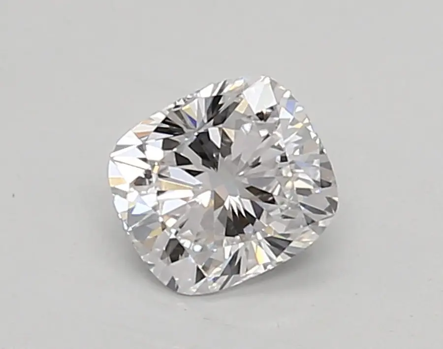 0.43ct D VVS2 Cushion (IGI)