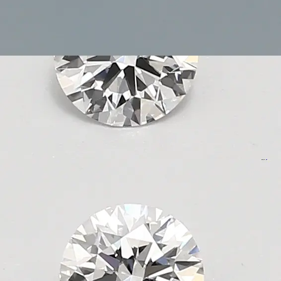 0.42ct F VVS1 Pear (IGI)