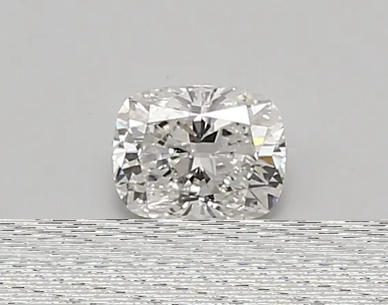 0.42ct E VVS2 Cushion (IGI)