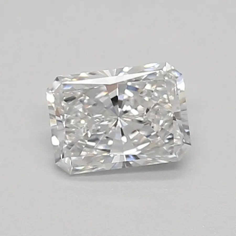 0.41ct D VVS2 Radiant (IGI)