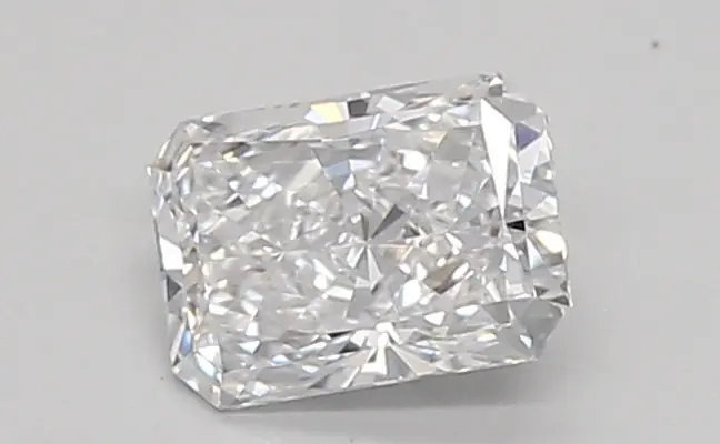 0.41ct D VVS2 Radiant (IGI)