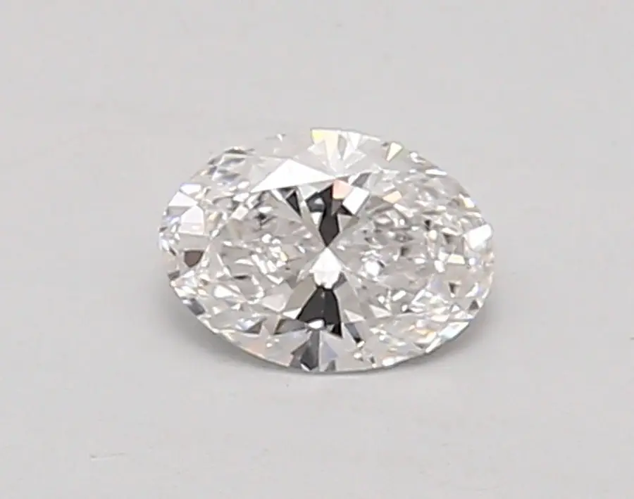 0.39ct E VVS2 Oval (IGI)
