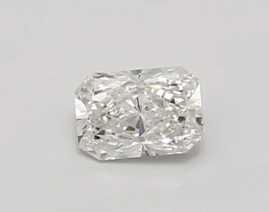 0.39ct F VS1 Radiant (IGI)